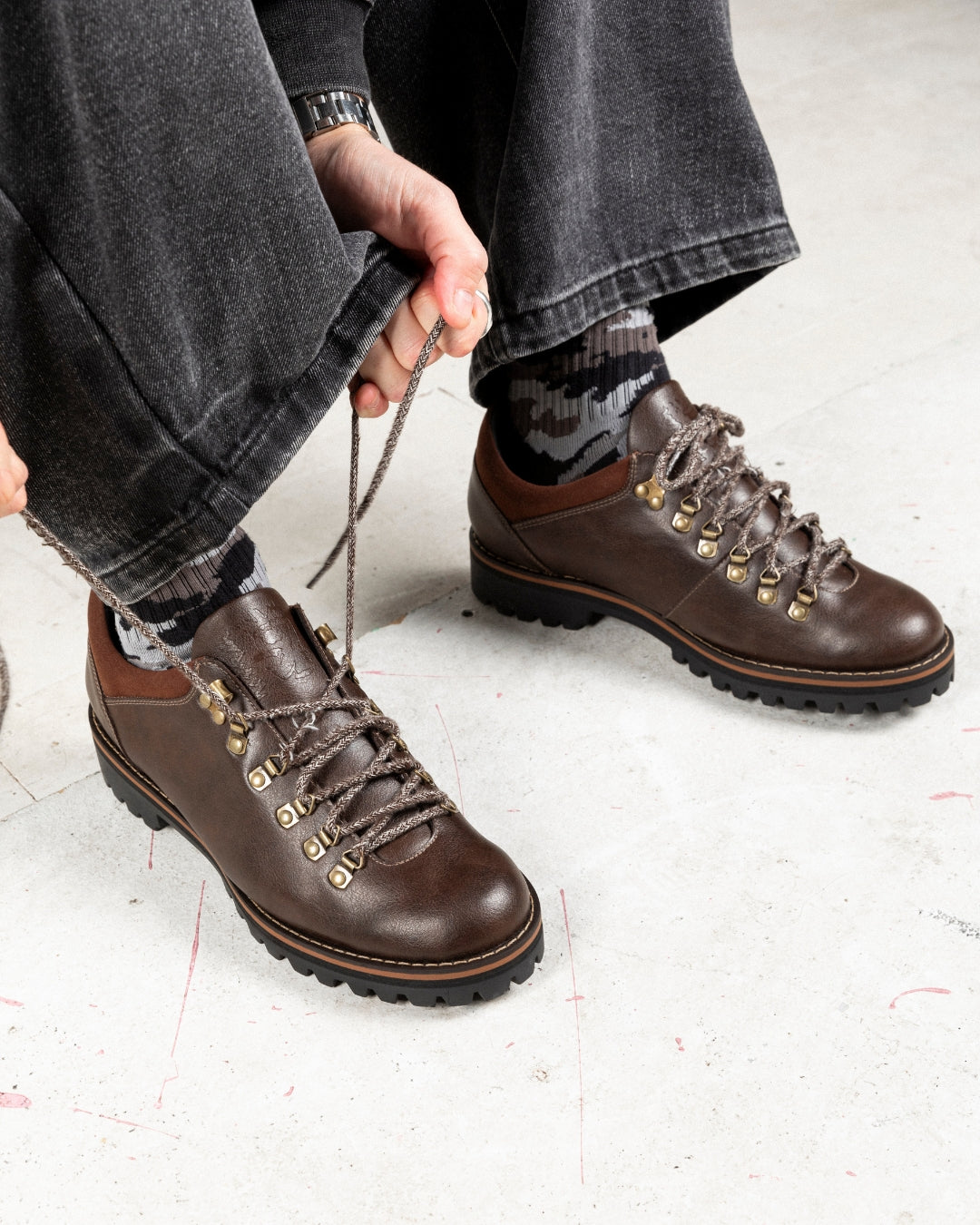The 73 mountain derby in Espresso from Noskin with vibram sole