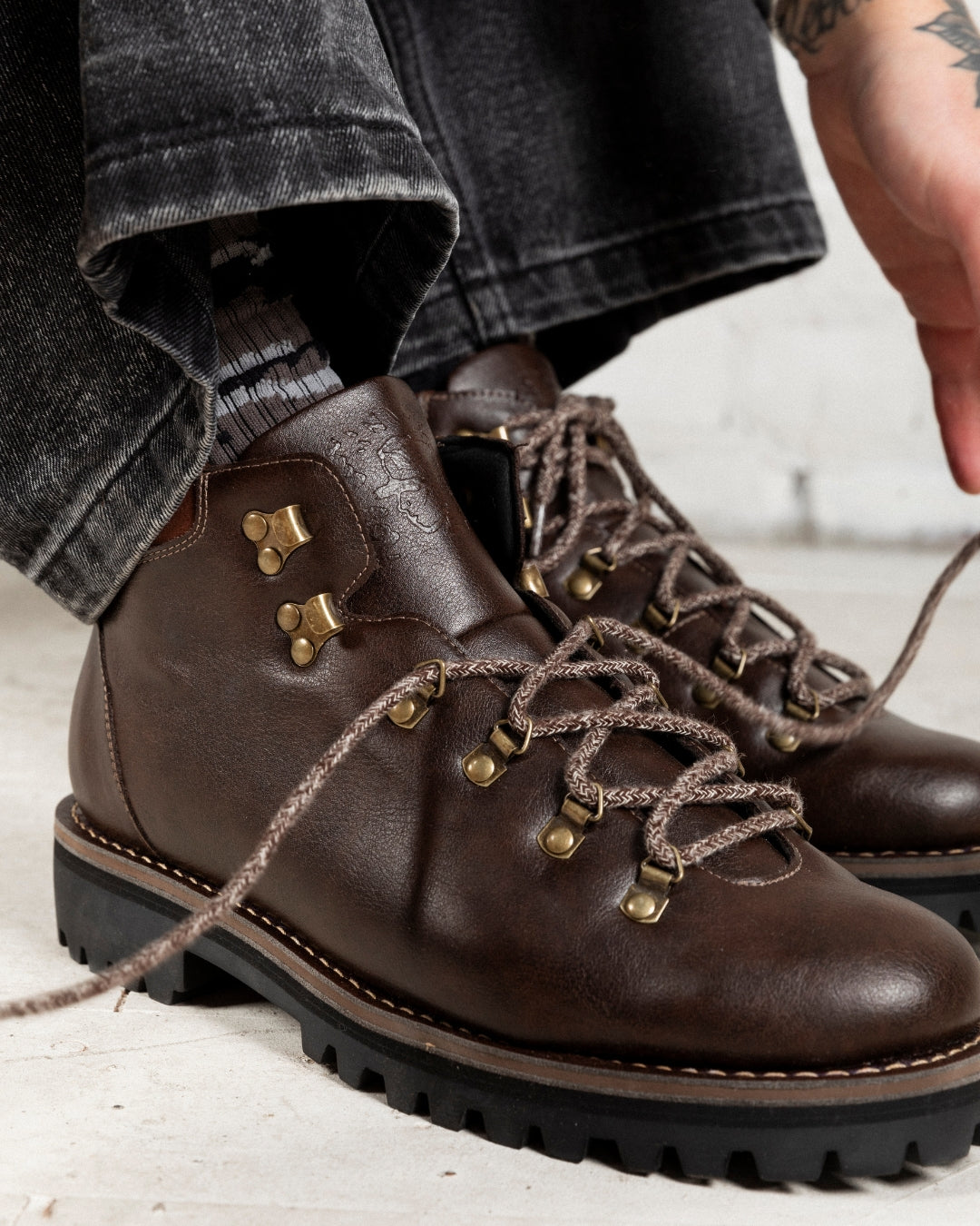 The 73 High mountain derby boot in espresso