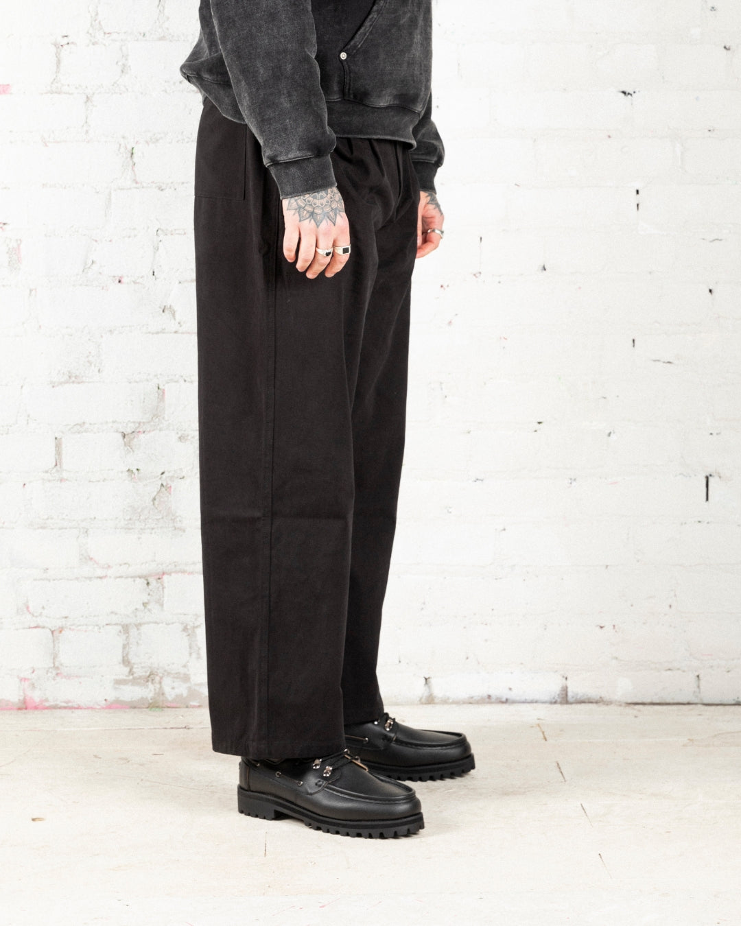 The Solent boat shoe in black on a Vibram sole from Noskin